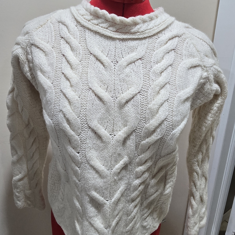 100% Wool Knit Sweater
